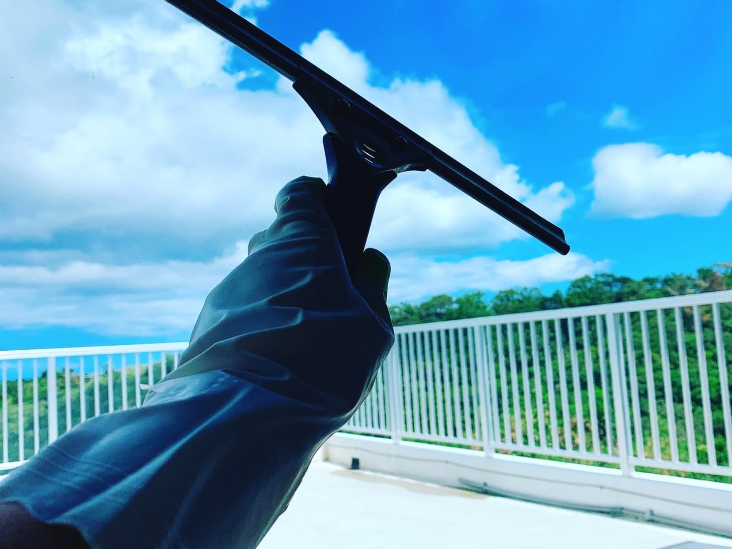 ガラス清掃 稲沢市 | 稲沢市で清掃・クリーニングならお掃除の窓口稲沢市